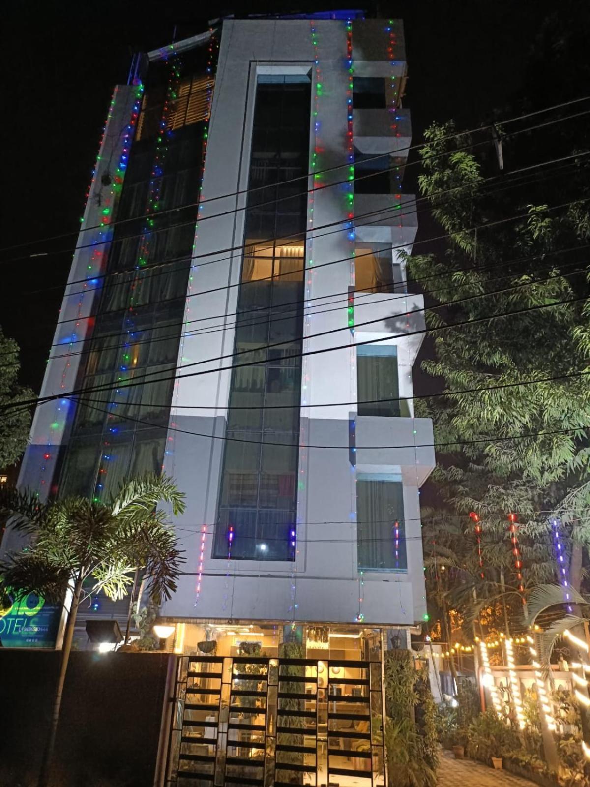 Hotel Mayfair Tower Calcuta Exterior foto